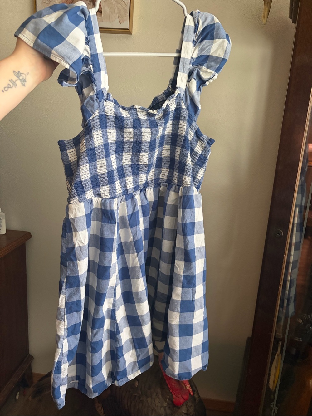Old Navy Women’s Fit and Flare Flutter -Sleeve Gingham Dress